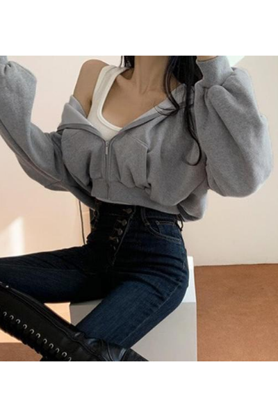 Vibin Out Cropped Hoodie - Grey